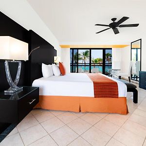 Habitación Superior con Cama King con Vistas a la Playa